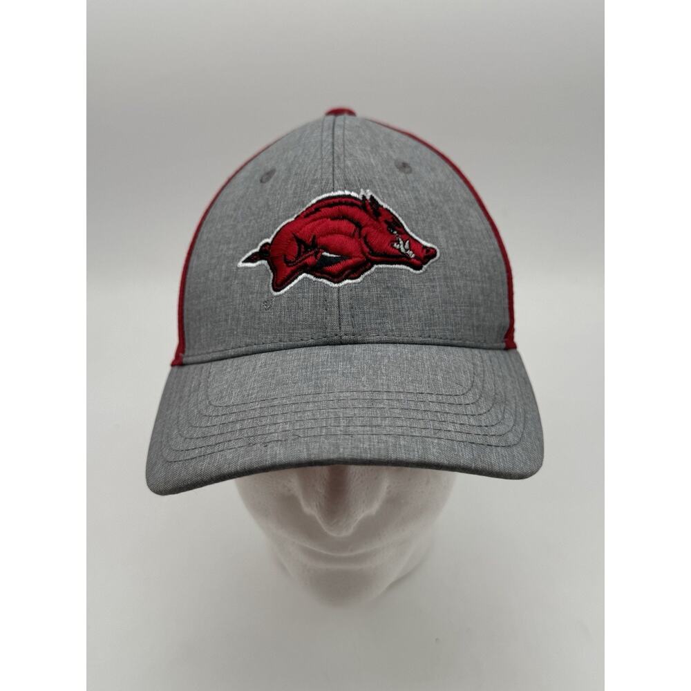 Arkansas Razorbacks Top of the World Hat Cap Medium Large Stretch Fit Red Gray